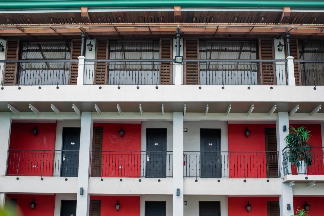 Rosvenil Hotel Tacloban Luaran gambar