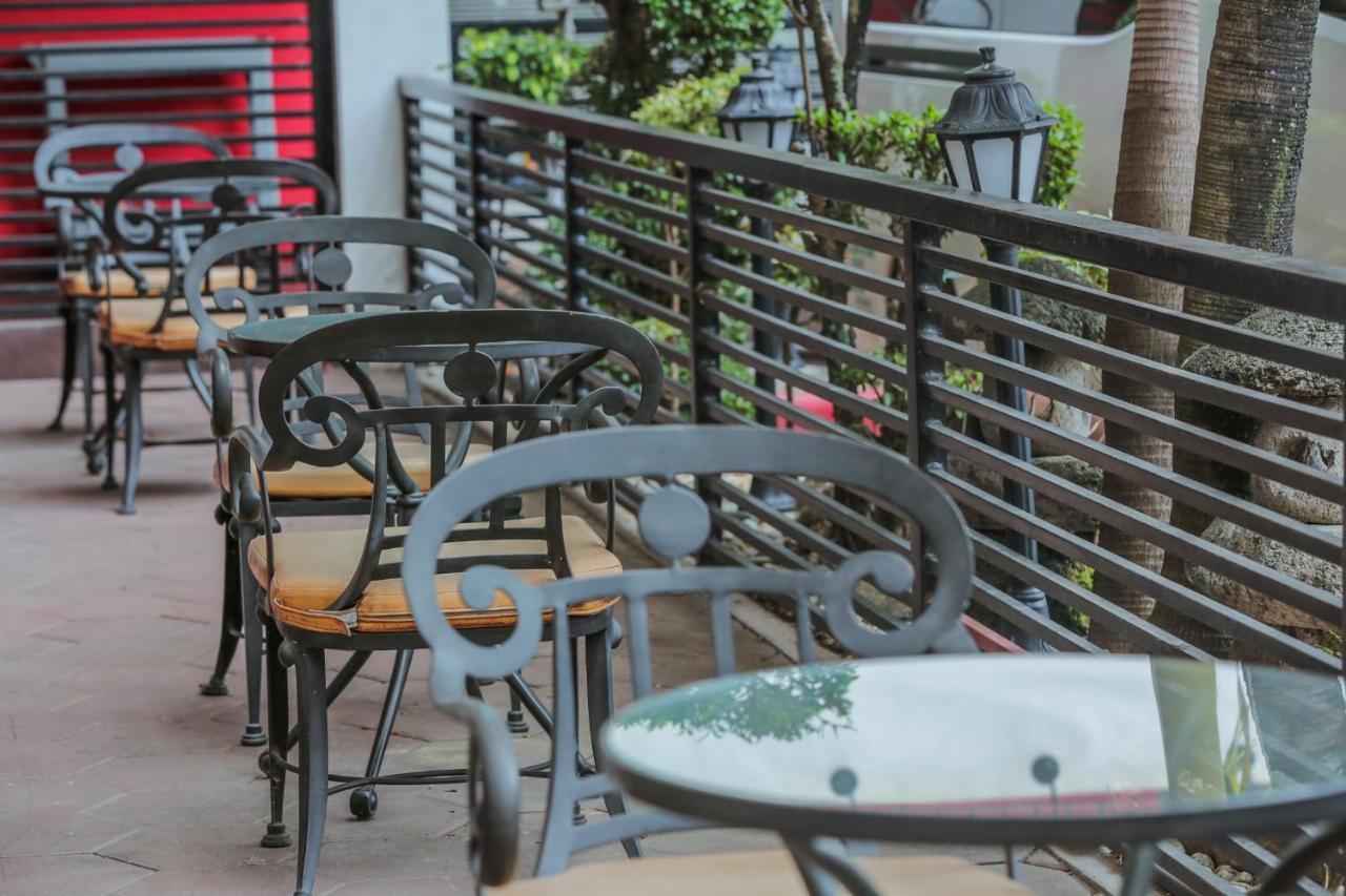 Rosvenil Hotel Tacloban Luaran gambar